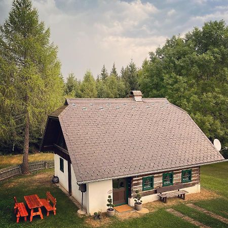 Ferienhaus Waldtraum Sankt Veit an der Glan Esterno foto
