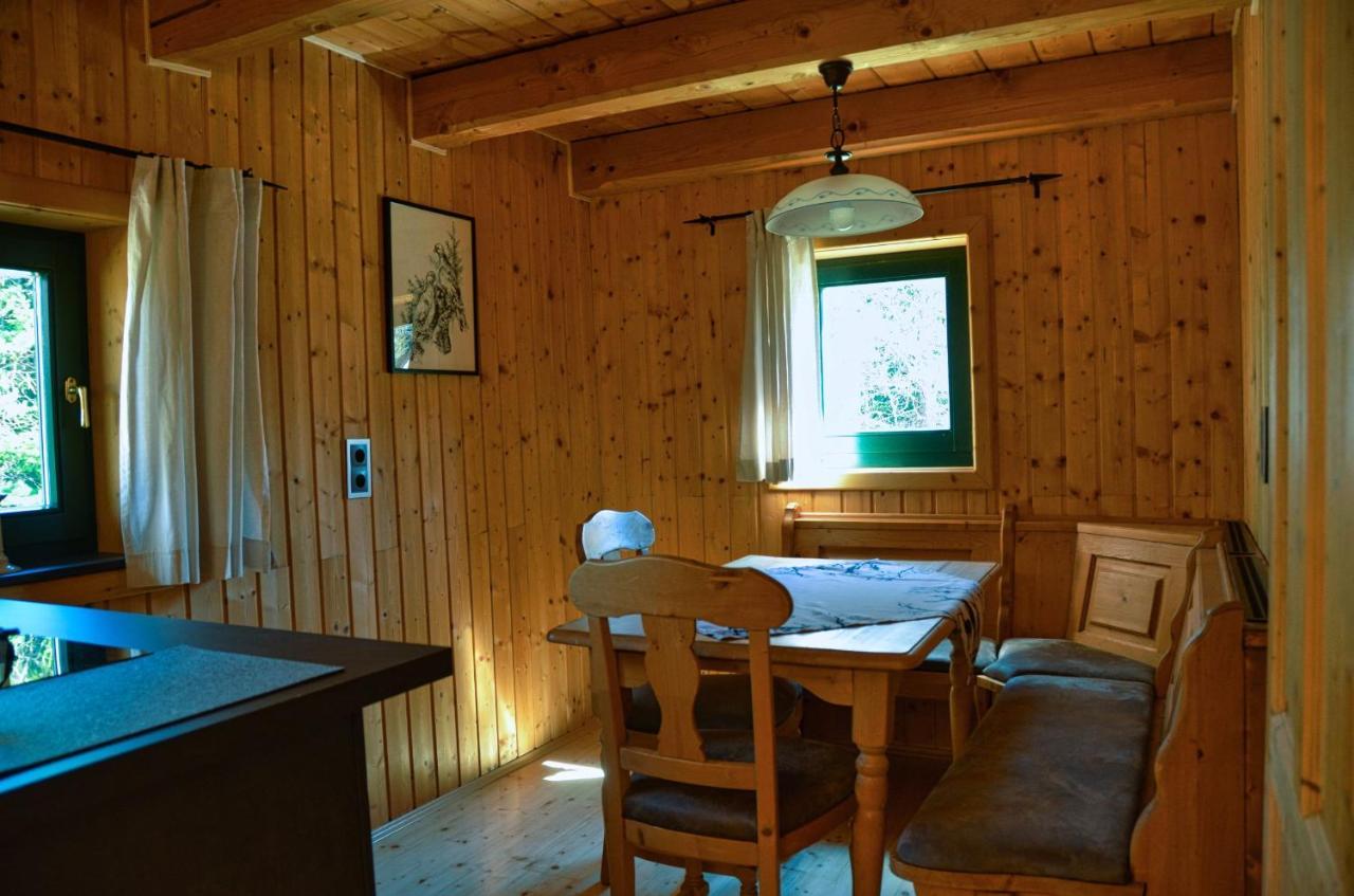 Ferienhaus Waldtraum Sankt Veit an der Glan Esterno foto